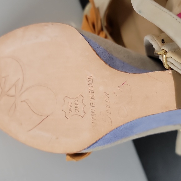 Ms Shoe Designs Suede Heels - Picture 5 of 6